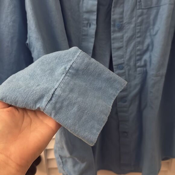 Abercrombie & Fitch Light Blue Oversized Shirt Size Medium - Picture 5 of 9